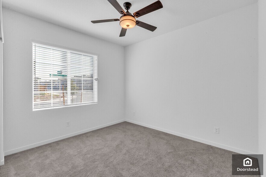 Building Photo - 6001 Firelight Dr