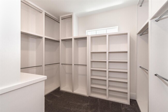 Building Photo - 3821 N Braeswood Blvd