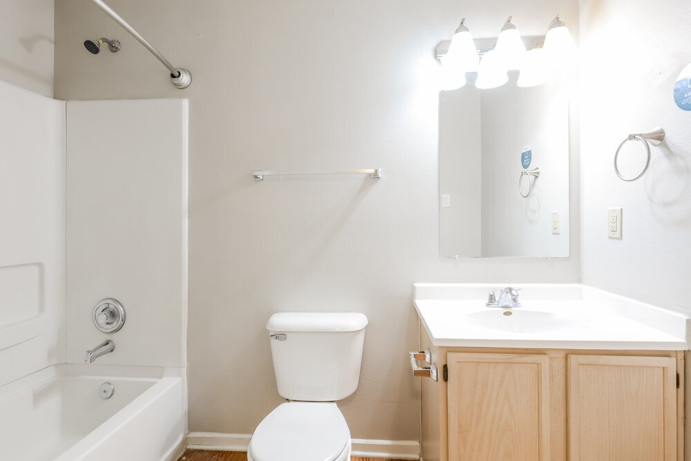 Building Photo - 35 Frostwood Ln