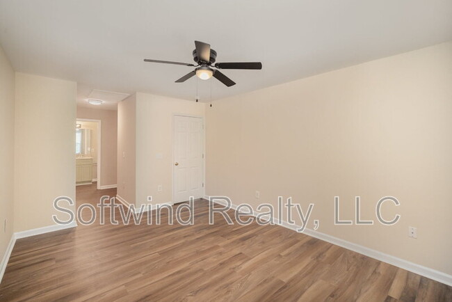 Building Photo - 5320 State Rd 49 N