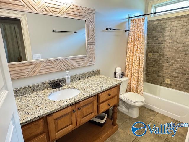 Building Photo - 2405 Rothmore Dr SW