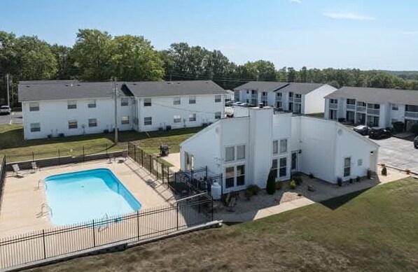 Building Photo - 119 Sandstone Ct