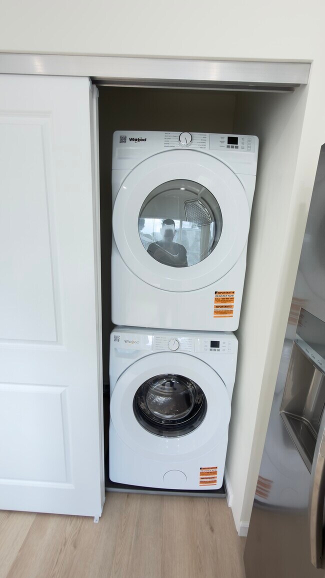 Building Photo - San Pedro