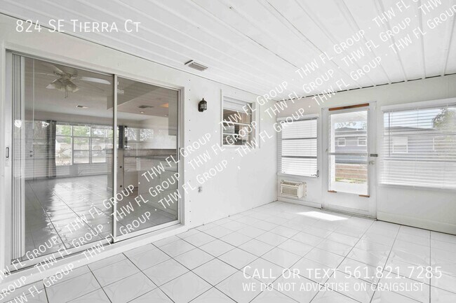 Building Photo - 824 SE Tierra Ct