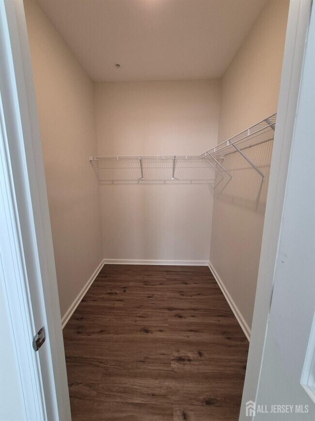 Building Photo - 41 Audley St