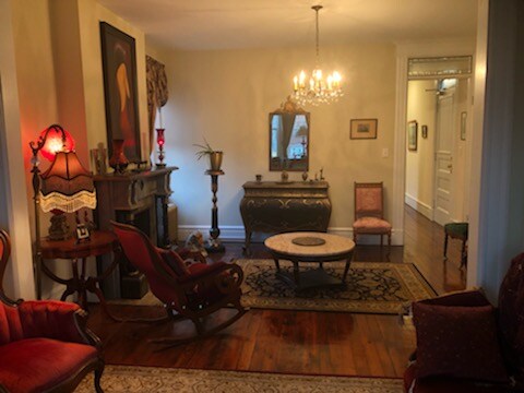 Building Photo - 228 Allen St