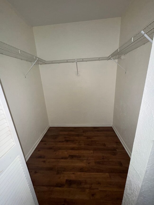 Building Photo - Charming 2BR/2BA Villa with 1-Car Garage i...