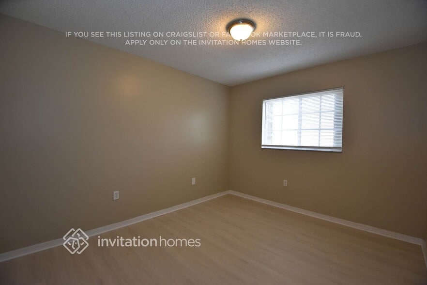 Building Photo - 15290 SW 51st St