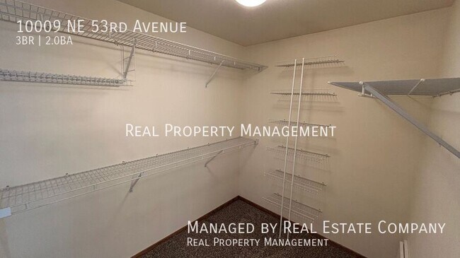 Building Photo - 10009 NE 53rd Ave