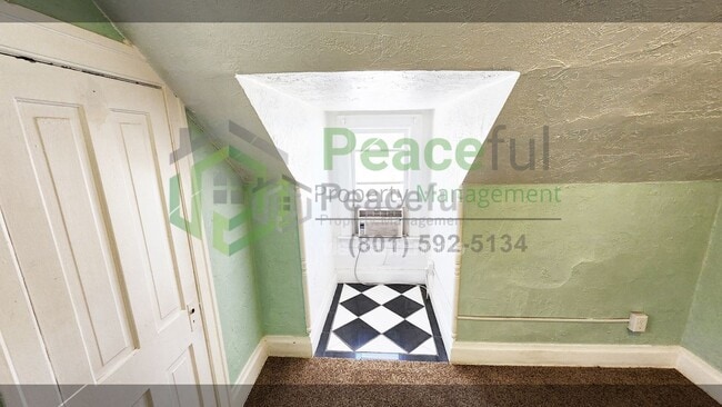 Building Photo - 347 S 800 E