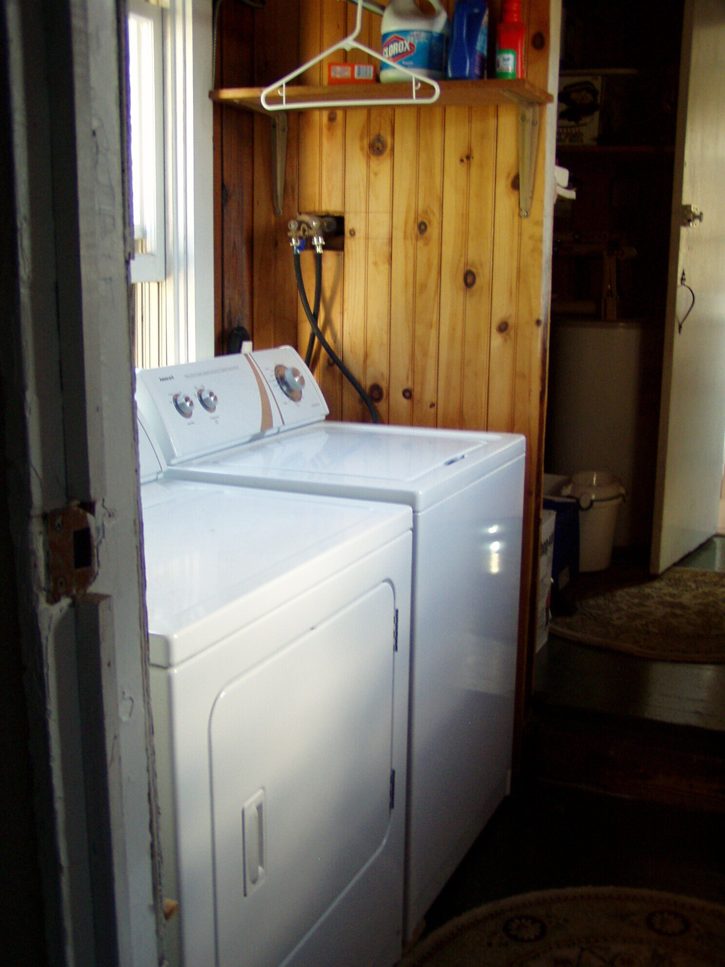 Laundry Area - 30 Golden Hill St