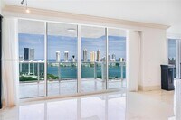 Building Photo - 3201 NE 183rd St