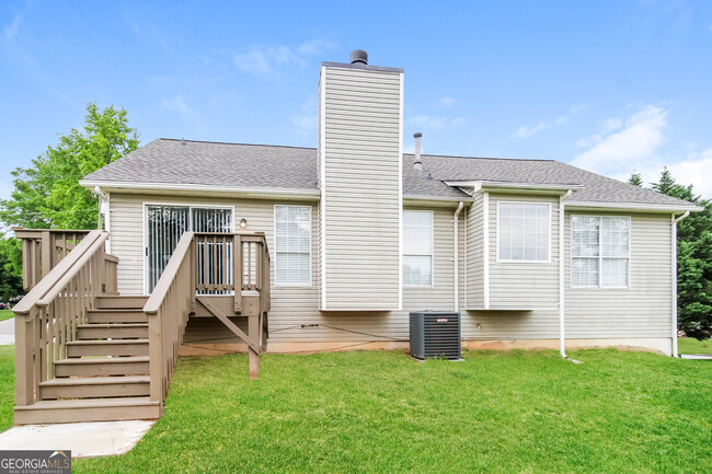Building Photo - 1192 Berryhill Dr