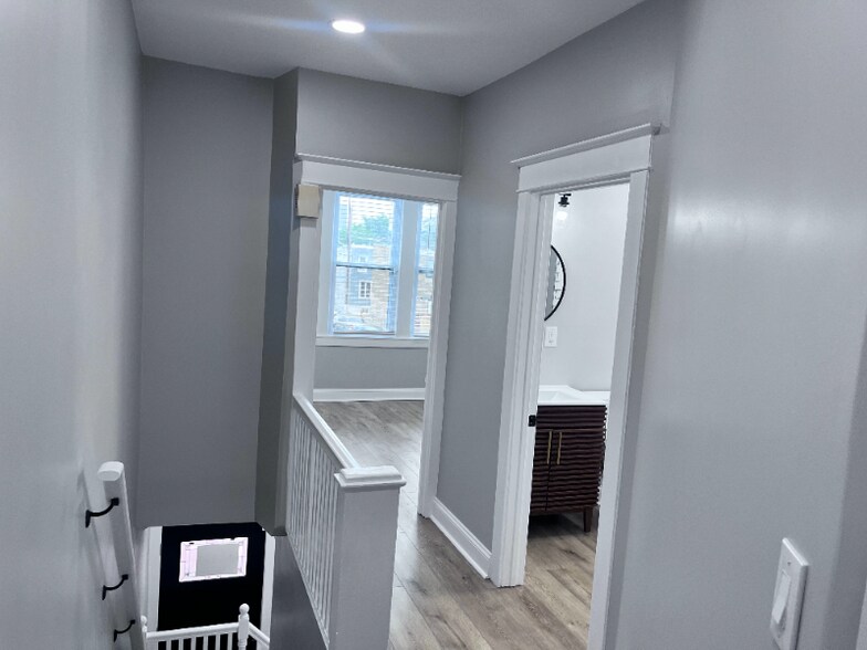 Building Photo - 2520 W Seybert St