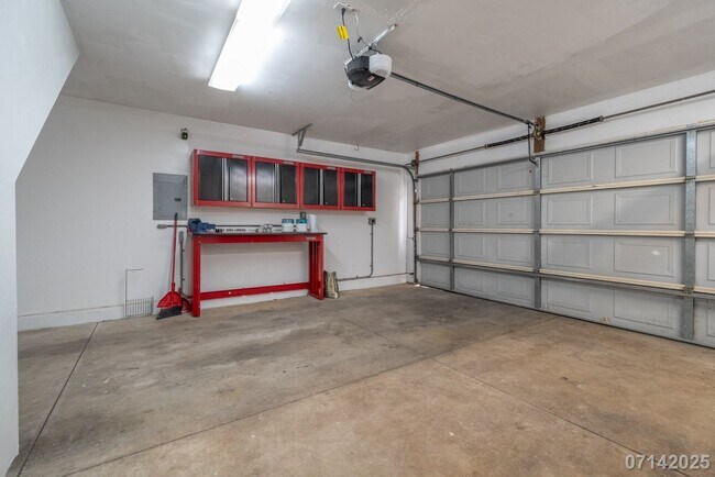 Building Photo - 3Bd, 2Ba Condo in Lombard Way, Ewa Gentry