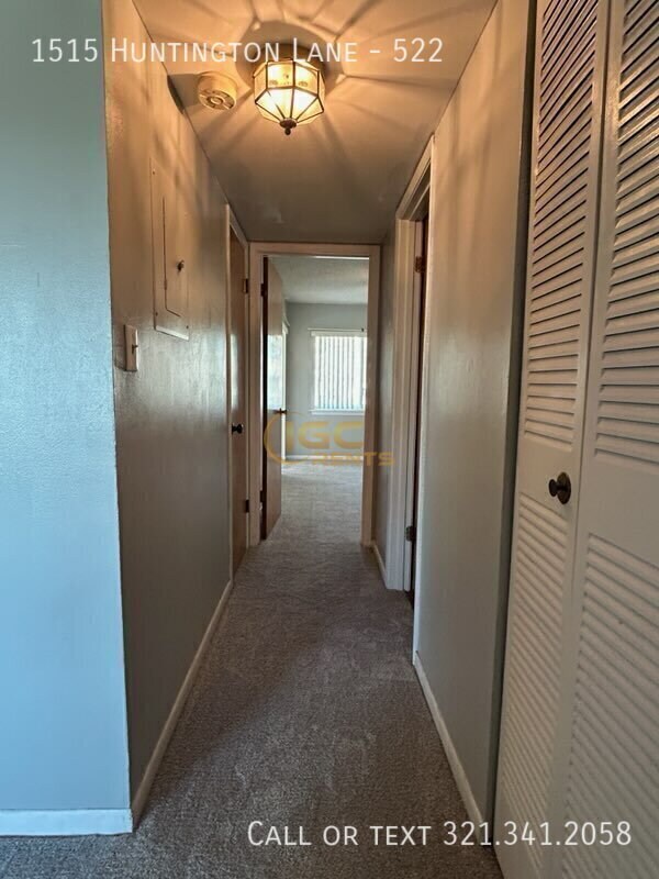 Building Photo - 1515 Huntington Ln