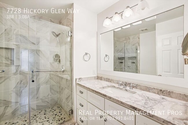 Building Photo - 7728 Hickory Glen Way