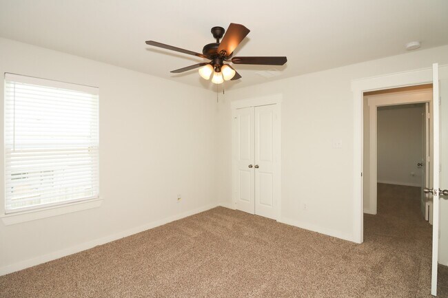Building Photo - 15418 Formaston Dr