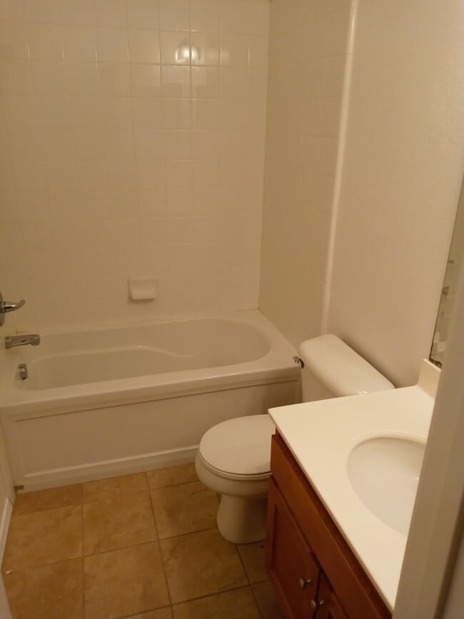 Building Photo - Grazia