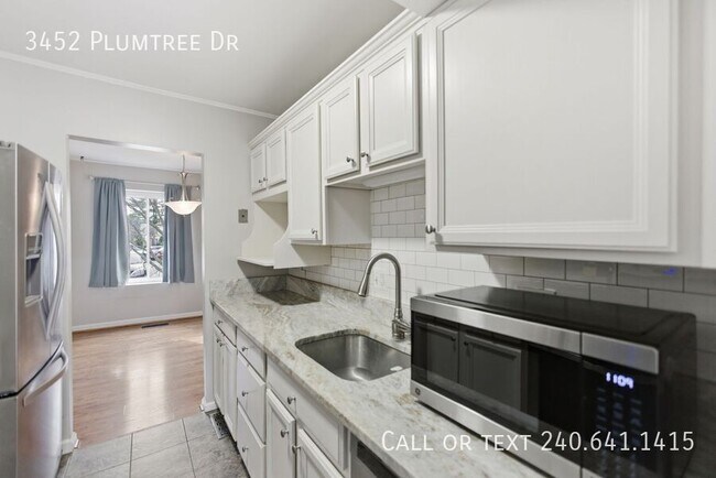 Building Photo - 3452 Plumtree Dr