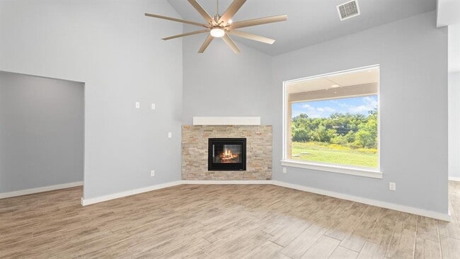 Building Photo - 17859 Salem Rd