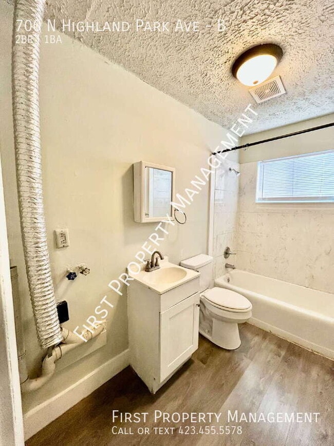 Building Photo - 700 N Highland Park Ave