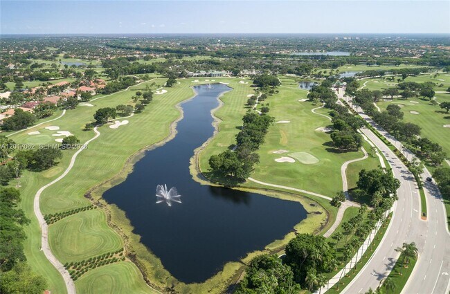 Building Photo - 2576 Bay Pointe Dr