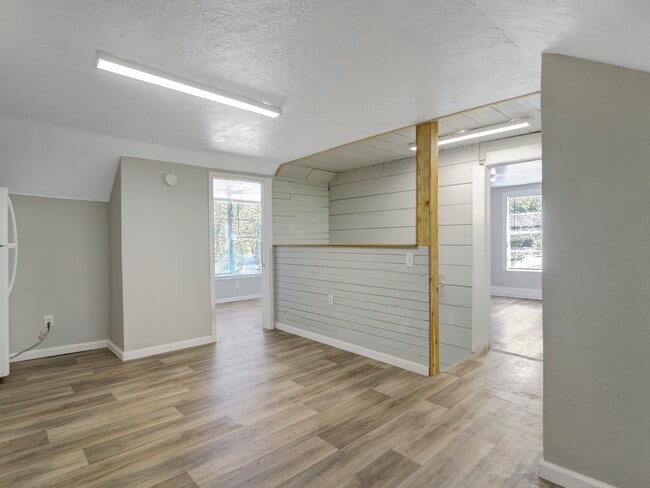 Building Photo - 313 N Beauregard St