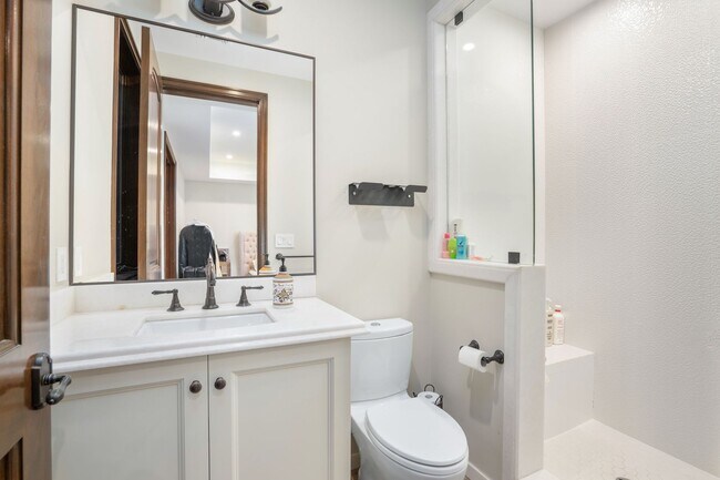 Building Photo - Beverly Hills Luxury Villa with Resort-Style Pool & Spa