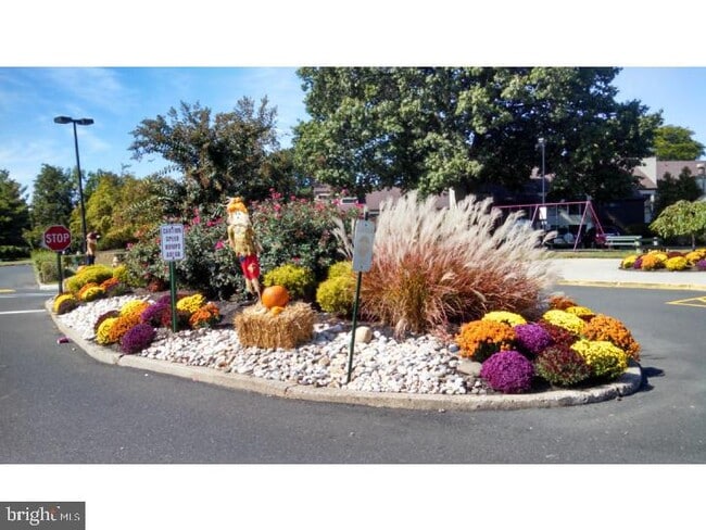 Building Photo - 5100 Convent Ln