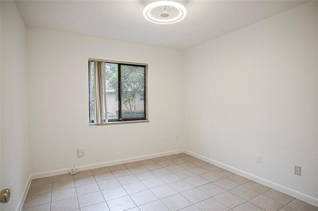 Building Photo - 7942 NW 37th Dr