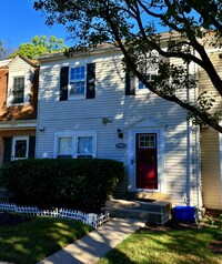 Building Photo - 17411 Pipers Way