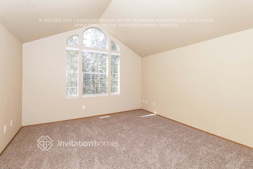 Building Photo - 27610 26th Ave S