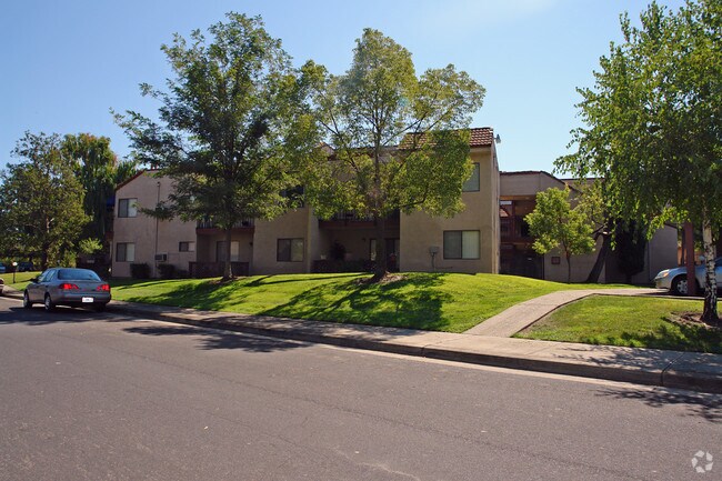 Courtyards at Terrace SENIORS 55+ Stockton, CA