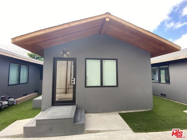 Building Photo - 3617 Helms Ave