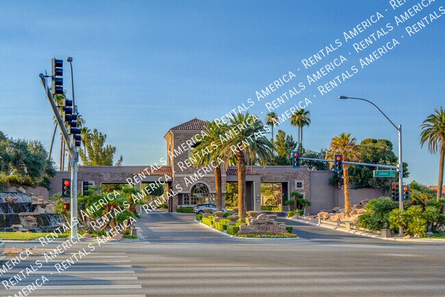 Building Photo - 8960 Echo Ridge Dr