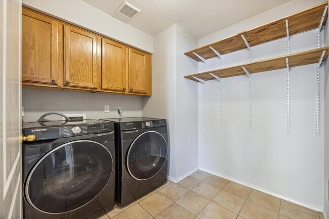 Building Photo - 8909 Copano Dr