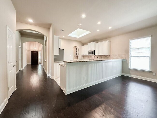 Building Photo - 10 Pilot Rock Pl