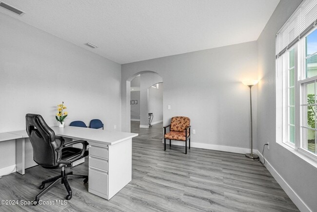 Building Photo - 382 Eldron Blvd NE