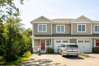 Building Photo - 314 Chases Ln