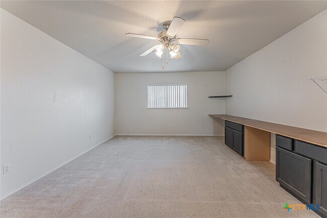 Building Photo - 514 Prospector Trl
