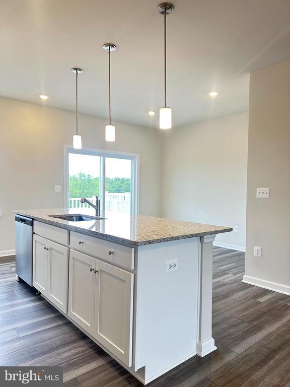 Building Photo - 40 Brookfield Mews