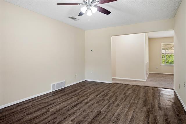 Building Photo - 511 Cambridge Dr