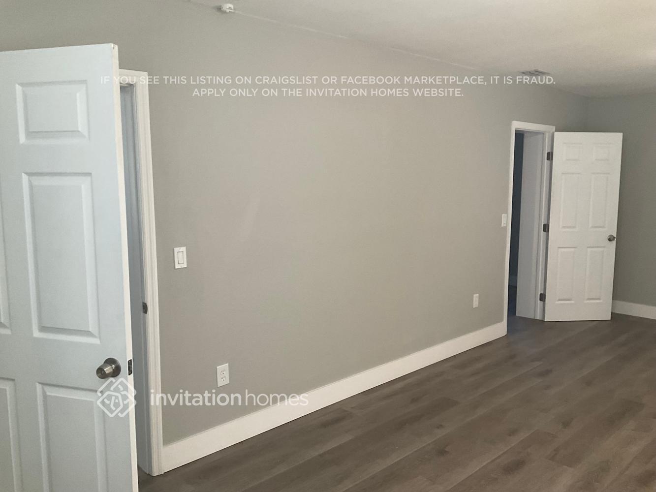 Building Photo - 310 93rd Ave N