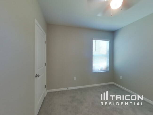 Building Photo - 7081 Broad River Ave