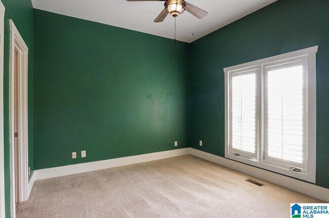 Building Photo - 2081 Eagle Ridge Dr
