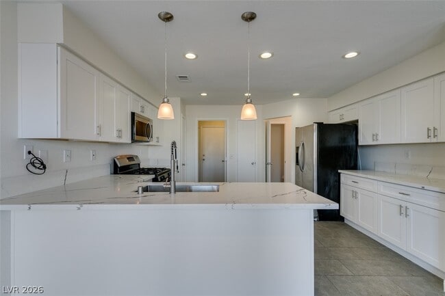 Building Photo - 8006 S Counterpoint Ln