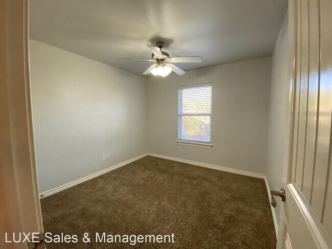 Building Photo - 4 br, 2 bath House - 2405 NW 152nd Street