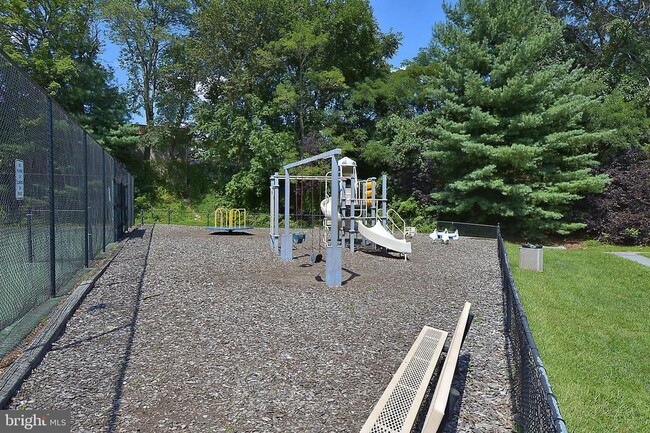 Building Photo - 307 Timberbrook Ct