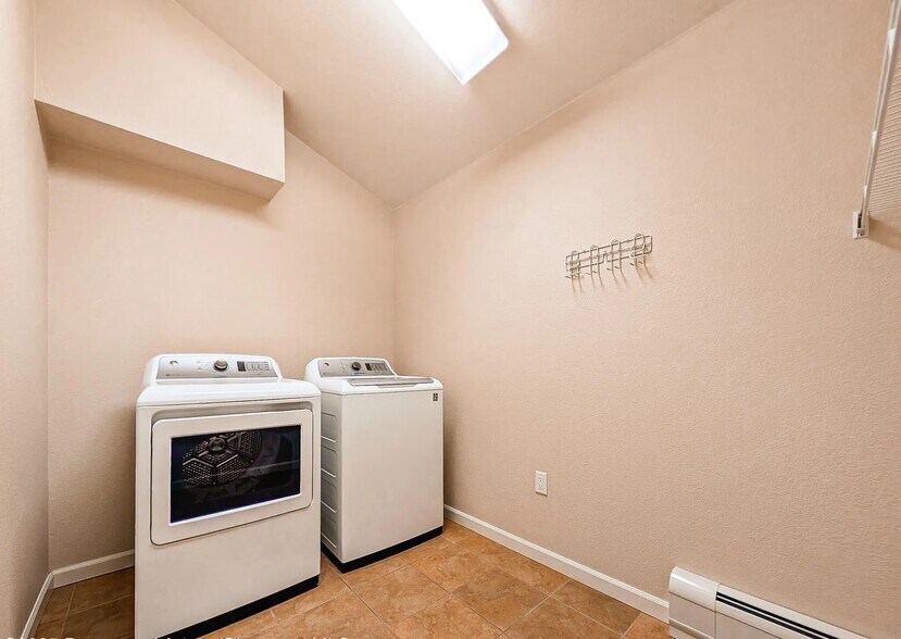 Laundry Room - 612 River View Drive